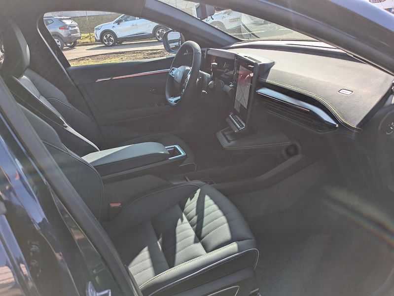Renault Mégane (2026) E-Tech elektrický ICONIC - fotka 7 z 13