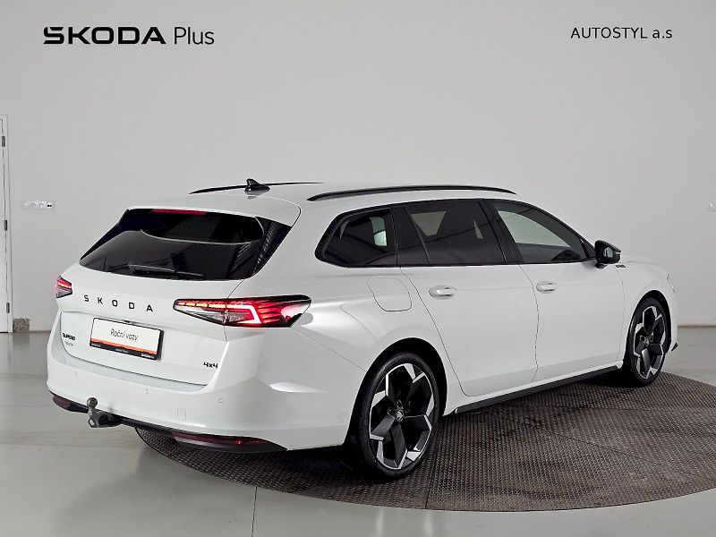 Škoda Superb (2025) 2.0TDI 142kW 4X4 SPORTLINE TAŽ - fotka 2 z 34
