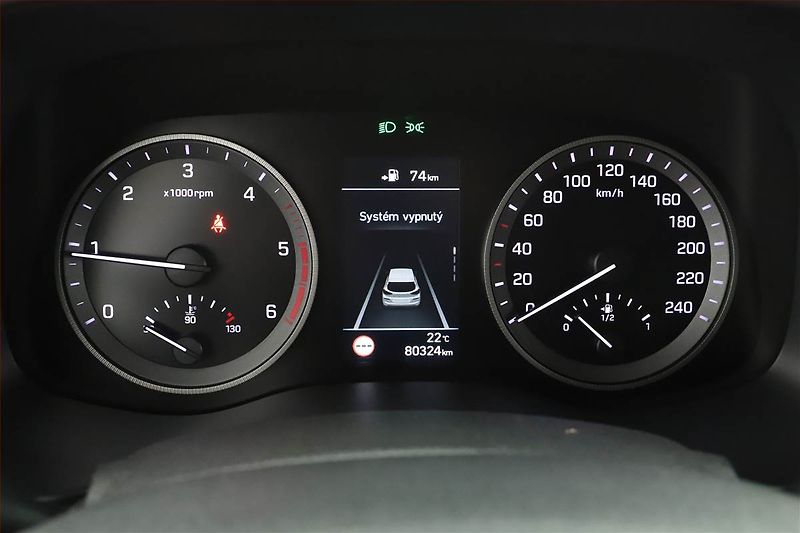 Hyundai Tucson (2021) N-Line 1.6 CRDi - fotka 10 z 15