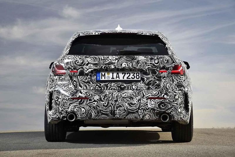 Nové BMW řady 1 dostane techniku elektromobilu i3 a nejvýkonnější 4válec v historii