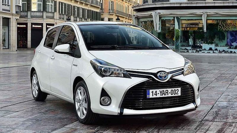Neojblíbenějším autem roku je stejně jako před rokem Toyota Corolla. Připsala si 1 181 000 čárek.