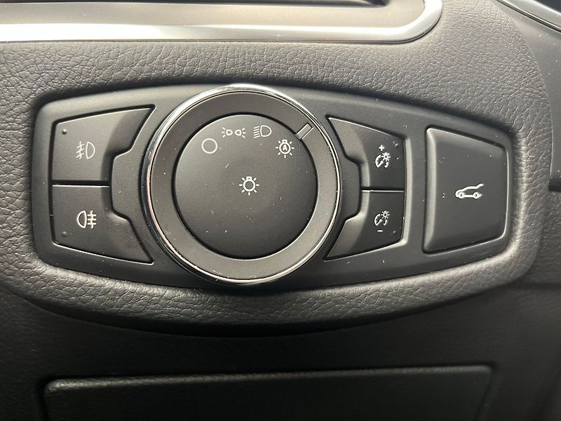 Ford Galaxy 2,5 HEV TITANIUM LED 7míst - fotka 18 z 70