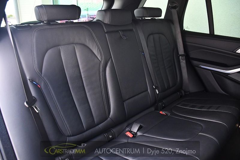 BMW X5 M50d xD M-SPORT HUD ČR 1M - fotka 20 z 67