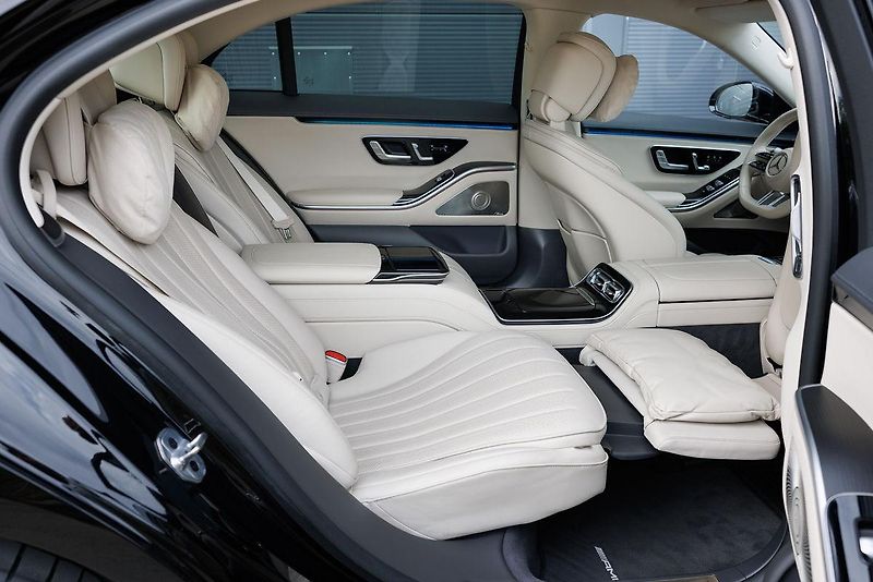 Mercedes-Benz Třídy S (2023) S 450 4Matic Long AMG Line - fotka 42 z 67