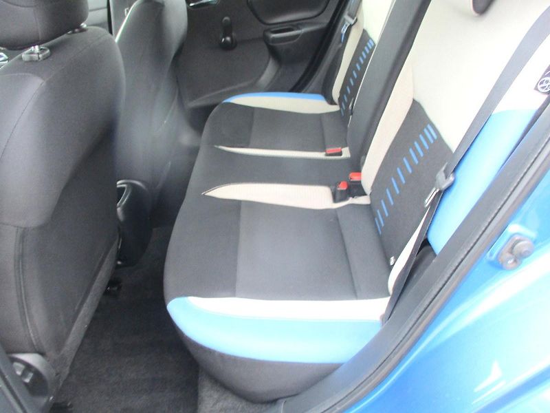 Nissan Micra 1.0i 52kW*NAVI*VÝHŘEV*KLIMA - fotka 43 z 49