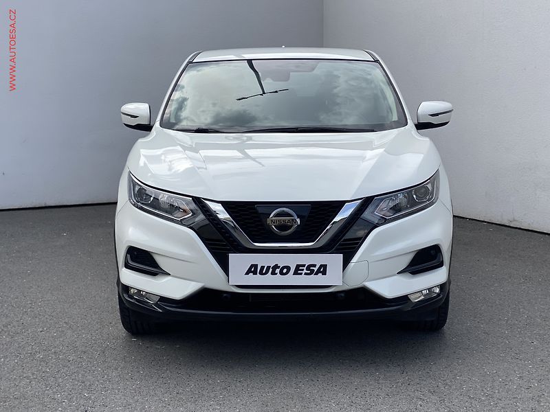 Nissan Qashqai (2018) 1.2TCe, ČR, Klima - fotka 2 z 19