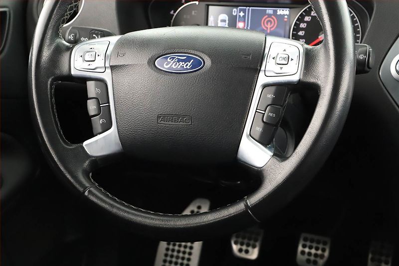 Ford Mondeo (2012) 2.0 TDCi, Navi, Tempomat - fotka 8 z 16