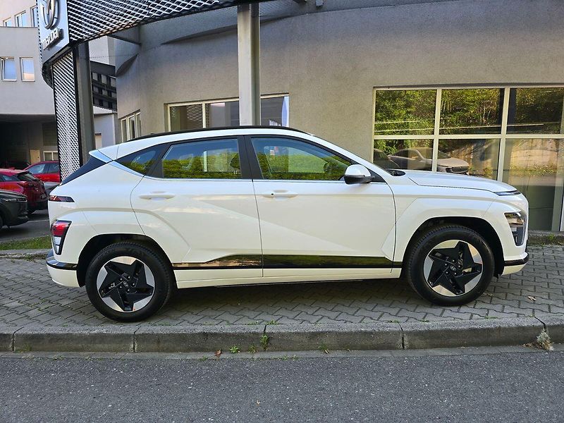 Hyundai Kona (2026) 64.8kwh Smart Range Clima - fotka 6 z 25