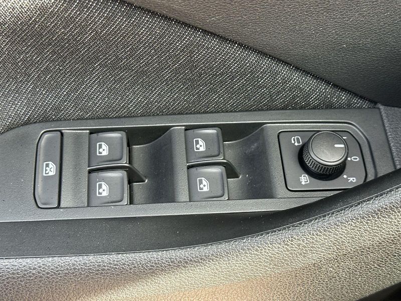 Škoda Kamiq (2022) 1.5 TSI Style - fotka 17 z 29