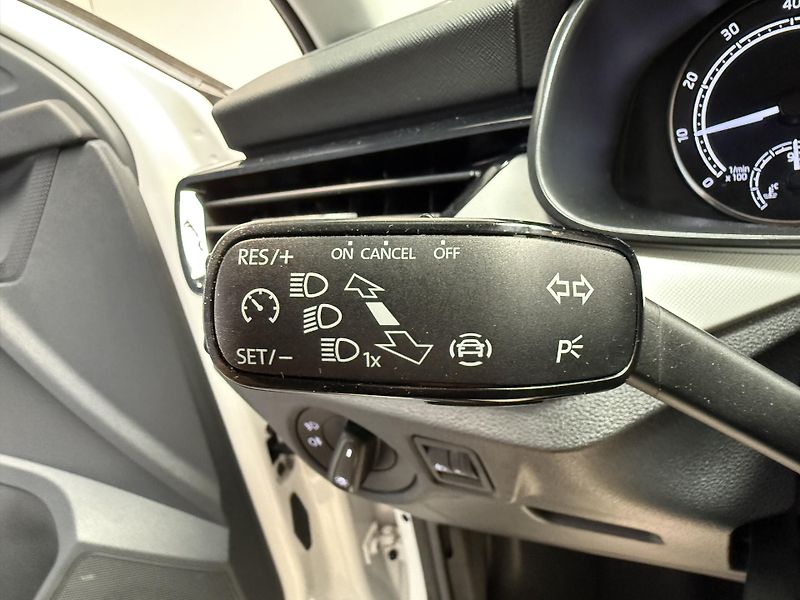 Škoda Scala 1.0 TSI 85kW Ambition - fotka 9 z 13