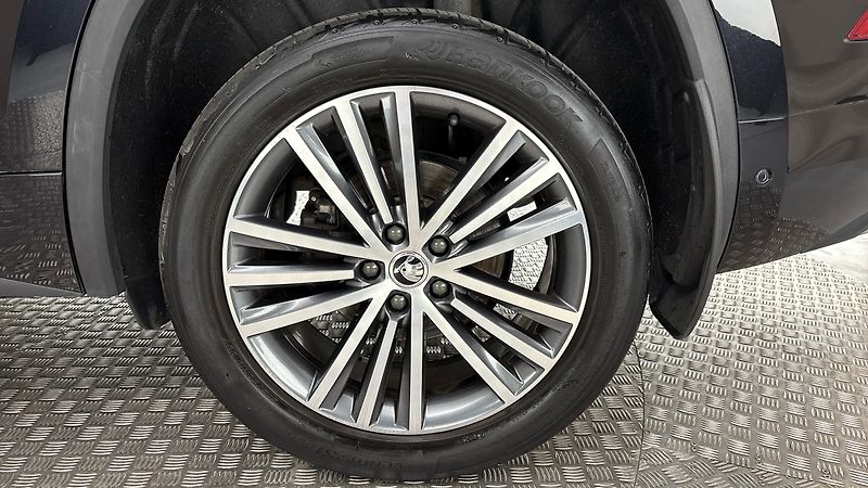 Škoda Kodiaq 2.0 TDI DSG 4x4 L&K - fotka 19 z 37
