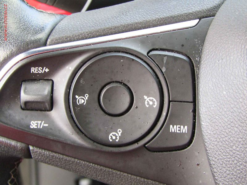 Opel Mokka (2021) 1.2 T, 2.maj,ČR, AT, LED - fotka 13 z 20