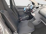 Peugeot 107 (2011) 1.0, nová STK, udržované - náhled 9