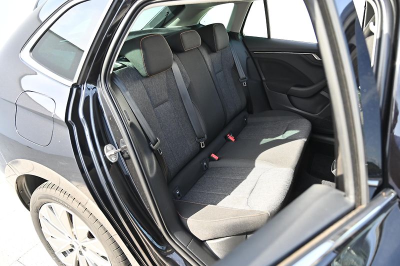 Škoda Scala 1.5TSI 110KW DSG Clever 1/2022 - fotka 37 z 49