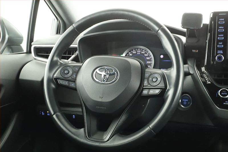 Toyota Corolla (2020) 1.8 Hybrid - fotka 13 z 15