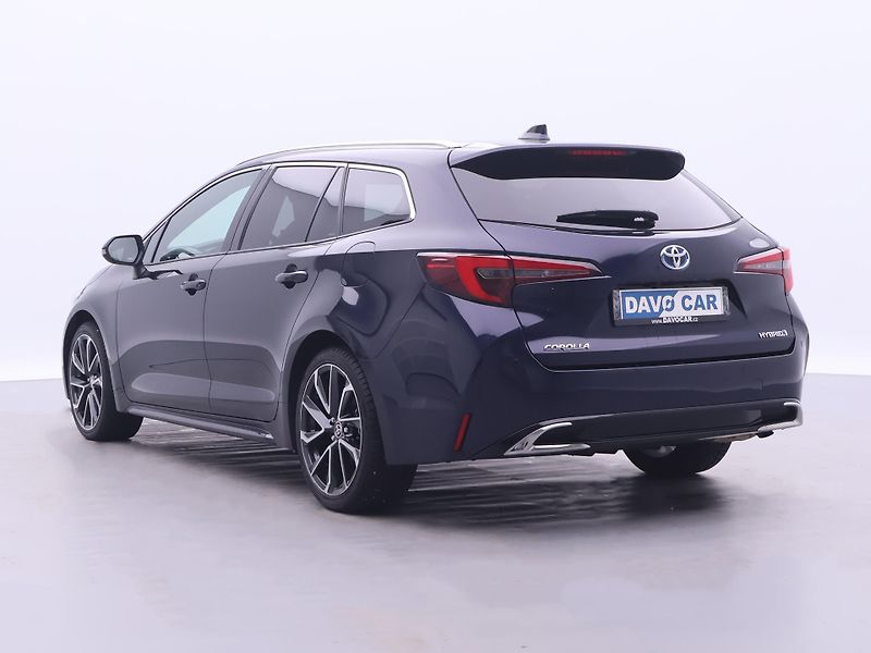 Toyota Corolla 2,0 HEV Executive Sport CZ DPH - fotka 5 z 38