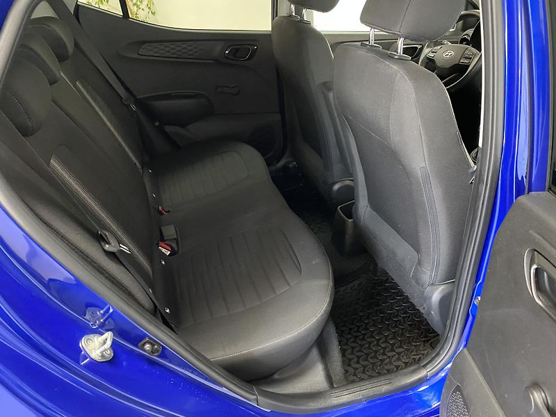Hyundai i10 1.0 i AUTOMAT ČR REZERVACE  - fotka 15 z 26