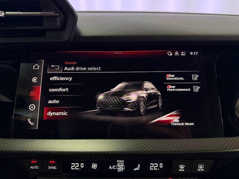 Audi RS 3 QUATTRO, B&O, HUD, VIRTUAL, SP - fotka 17 z 28