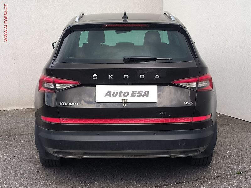 Škoda Kodiaq (2020) 2.0TDi 4x4, ČR, Style, DSG - fotka 5 z 24