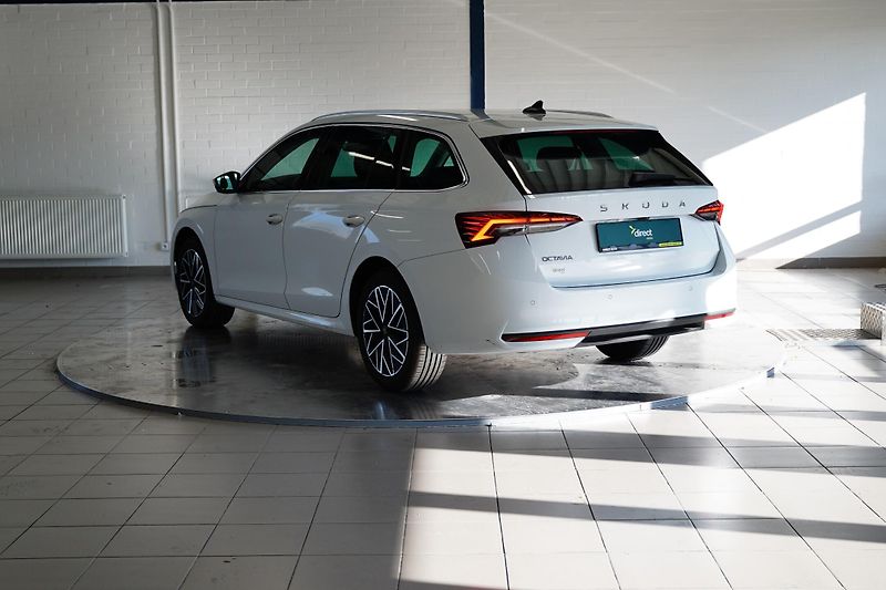 Škoda Octavia - fotka 7 z 24