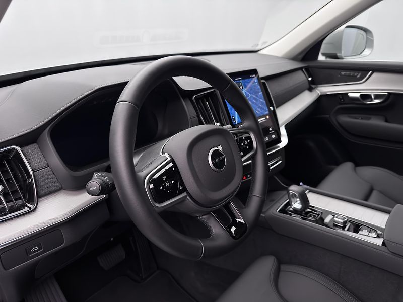 Volvo XC90 B5 AWD CORE CZ 1.maj - fotka 23 z 46
