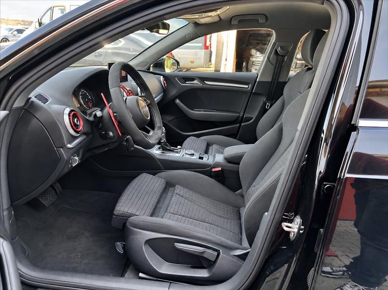 Audi A3 35 TFSi  LED  KLIMA  110kw - fotka 10 z 41