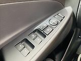 Hyundai Tucson 1,6 T-GDi 130kW 4x4 - náhled 12