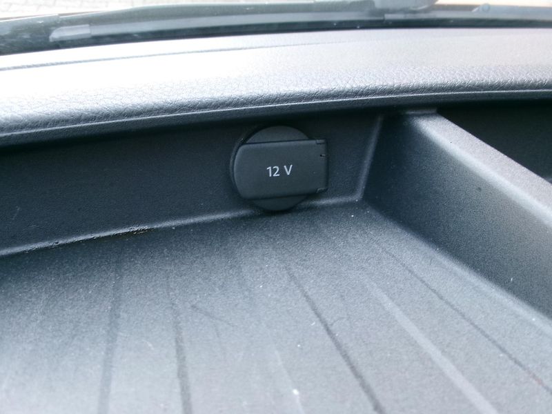 Volkswagen Multivan (2020) 2,0TDI DSG NAVI AC BT  - fotka 39 z 40