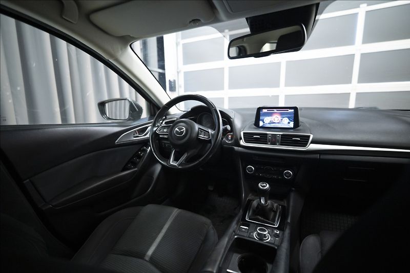 Mazda 3 2,0 SKYACTIV NAVI TAŽNÉ ČR - fotka 14 z 38