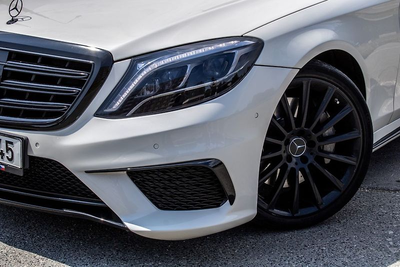 Mercedes-Benz Třídy S BLUETEC 4MATIC 2015 - fotka 8 z 37