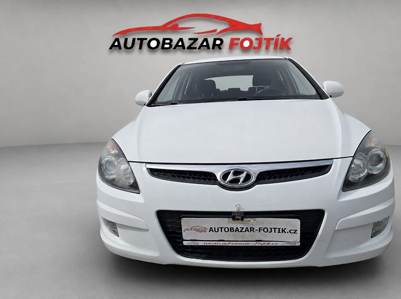 Hyundai i30 (2010) 1.4 CVVT 80KW klima - fotka 2 z 20
