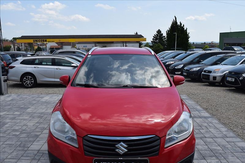 Suzuki SX4 S-Cross 1,6 D 88KW NOVÁ STK TAŽNÉ 4X4 - fotka 3 z 49