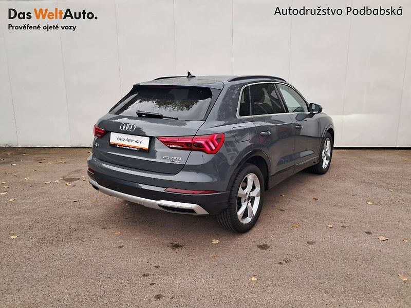 Audi Q3 (2023) ADVANCED 40 S-tronic7 2.0 TFSI - fotka 2 z 29