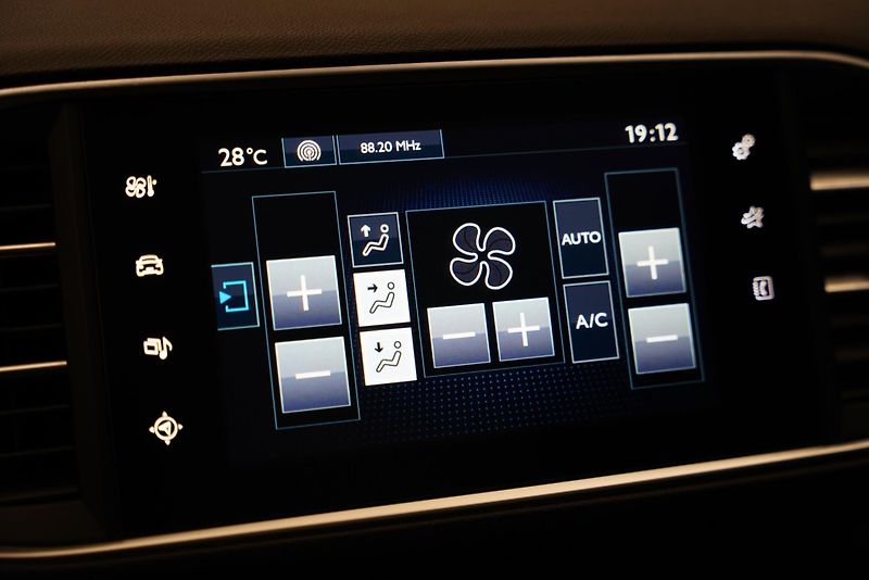 Peugeot 308 - fotka 23 z 29