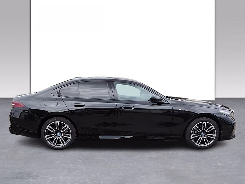 BMW i5 xDrive40 M-Sport HuD 360 Venti - fotka 5 z 20