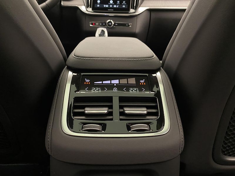 Volvo XC90 (2026) T8 AWD Plug-in BRIGHT ULTRA - fotka 75 z 75