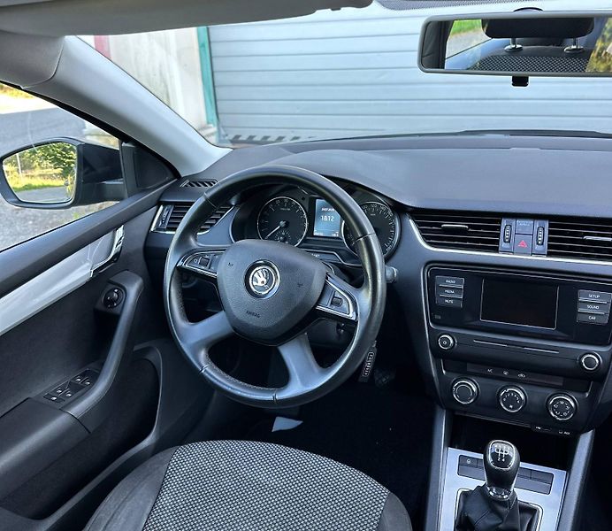 Škoda Octavia (2014)  III COMBI 1.6 TDI 2014 77KW - fotka 14 z 23