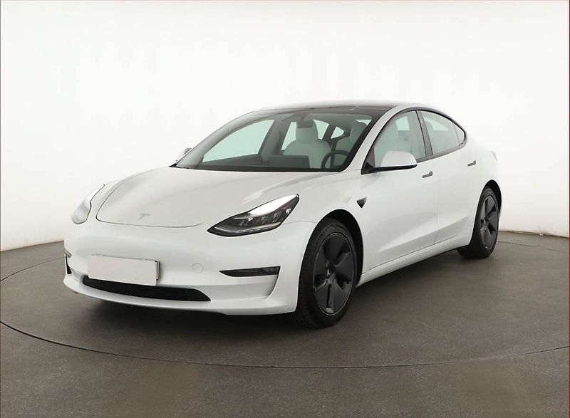 Tesla Model 3 (2020) Long Range 4WD 74kWh, SoH 92% - fotka 2 z 26