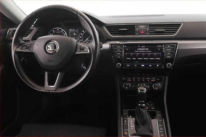 Škoda Superb (2016) 2.0 TSI, Automat, Navi - fotka 7 z 20