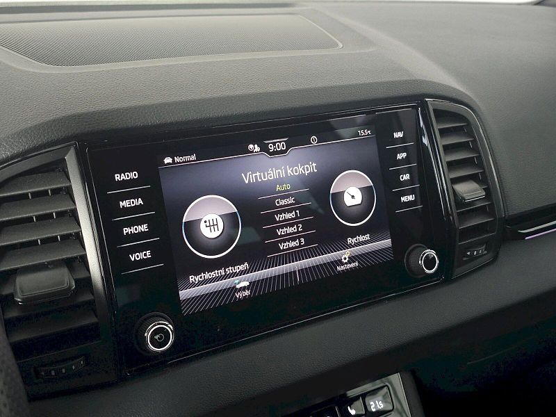 Škoda Karoq (2025) 2.0TDi 4X4 DSG SPORTLINE WEBAS - fotka 13 z 32