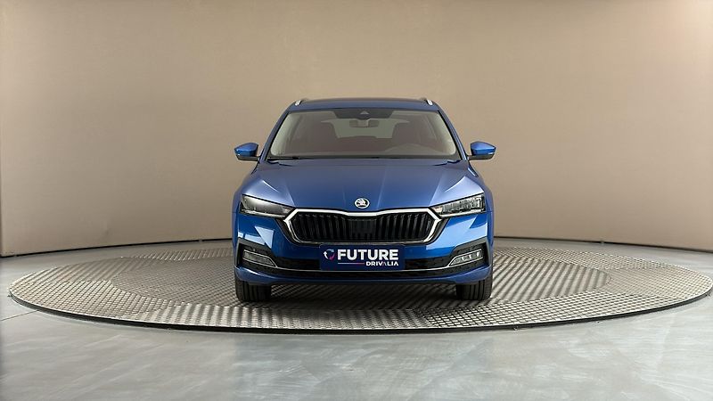 Škoda Octavia 2.0 TDI DSG Style Combi - fotka 3 z 25