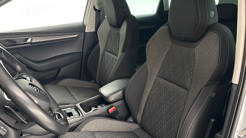 Škoda Karoq 2.0 TDI DSG 4x4 Style Exclusiv - fotka 15 z 29