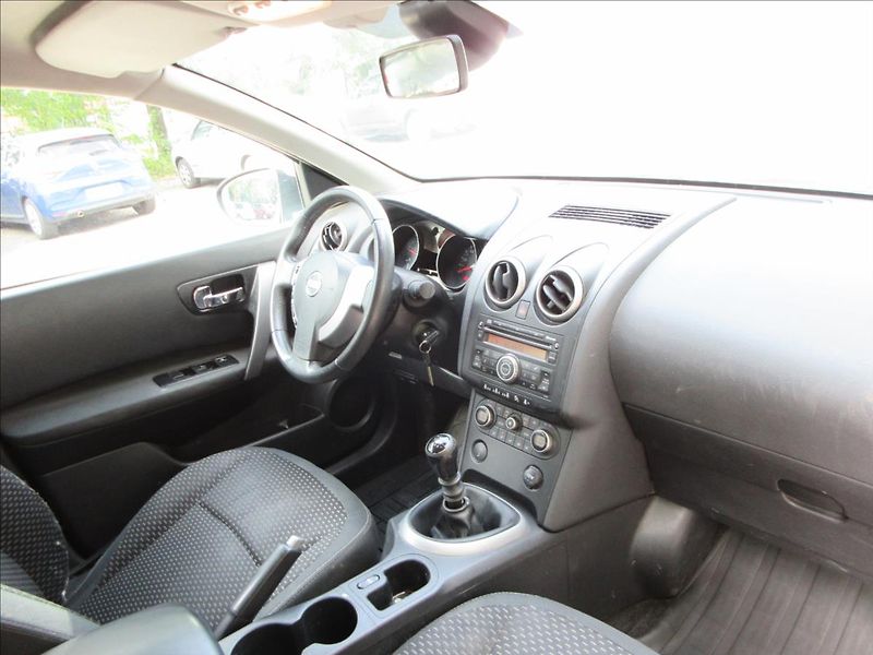 Nissan Qashqai 1,5 Dci, Dual klima, VADA MOTO - fotka 14 z 24