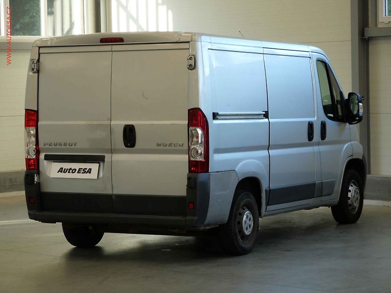 Peugeot Boxer (2012) 2.2HDi L1H1 - fotka 4 z 17