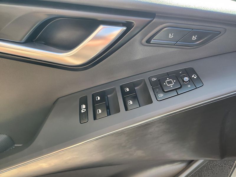Kia Niro 1.6-HYBRID-V ZÁRUCE-NAVI-KŮŽE - fotka 11 z 11
