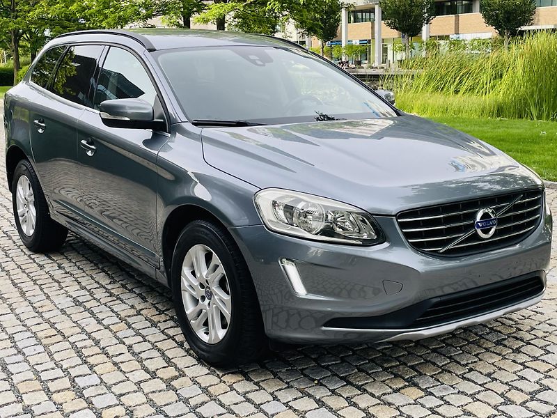 Volvo XC60 2.4D 5VÁLEC 1.MAJITEL SERVISKA - fotka 8 z 43
