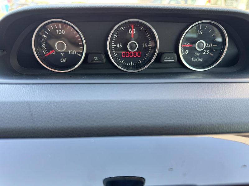 Volkswagen Beetle 1.6TDi - fotka 17 z 20