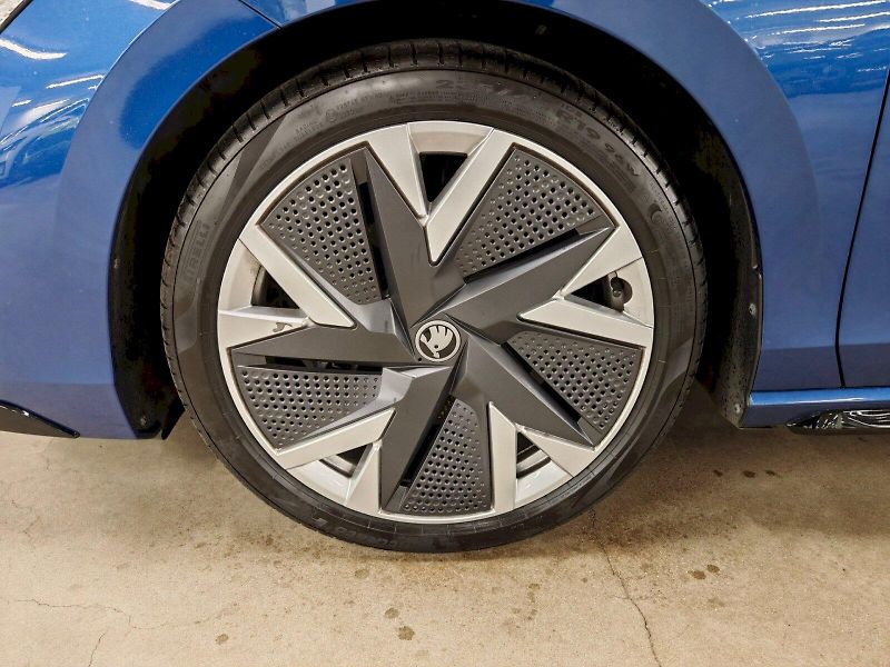 Škoda Superb (2025) Combi 2.0 TDI 110 kW DSG Sport - fotka 33 z 33