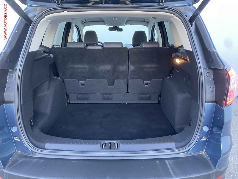 Ford Kuga (2019) 1.5 EB, Titanium, +kola - fotka 7 z 19
