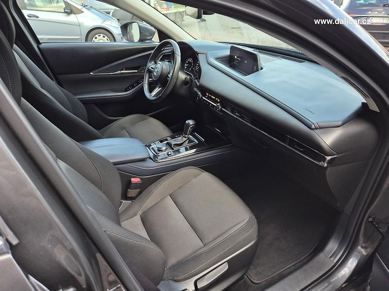 Mazda CX-30 (2020) 2.0i Skyactive-X Selection Led - fotka 35 z 52